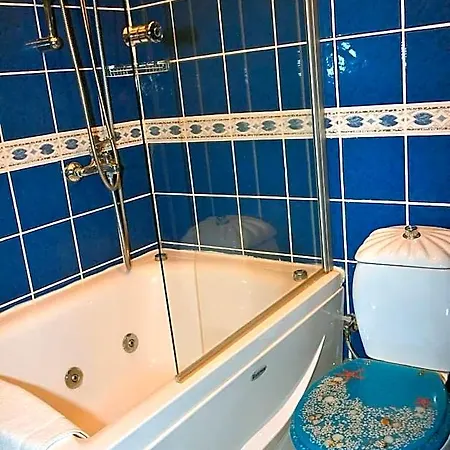 Cunda Zehra Teyzenin Evi فندق