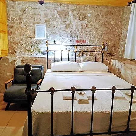 Cunda Zehra Teyzenin Evi 3*