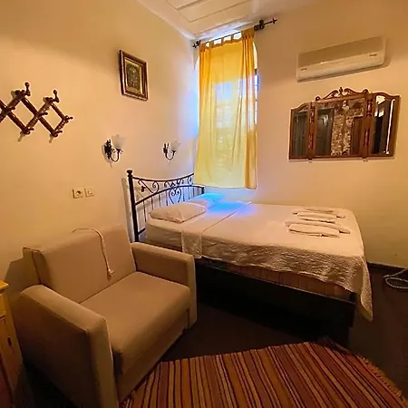 Cunda Zehra Teyzenin Evi Ξενοδοχείο 3*